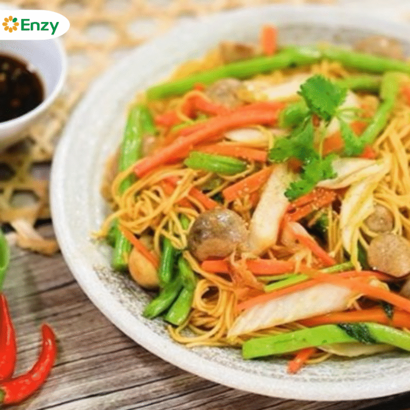 Mì sợi trứng xào chay, thực đơn chay mỗi ngày