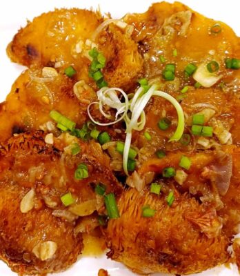 nấm hầu thủ sốt sa tế